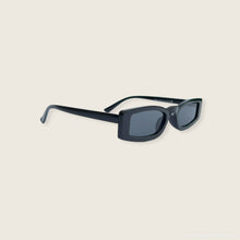 Load image into Gallery viewer, FLINT Sunnies
