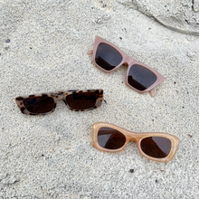 Load image into Gallery viewer, MOLLY Sunnies - shopsunniesmarket
