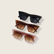 Load image into Gallery viewer, MOLLY Sunnies - shopsunniesmarket
