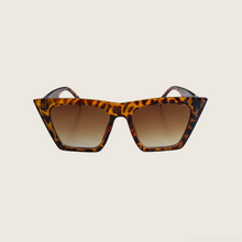 Load image into Gallery viewer, MOLLY Sunnies - shopsunniesmarket
