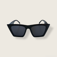 Load image into Gallery viewer, MOLLY Sunnies - shopsunniesmarket
