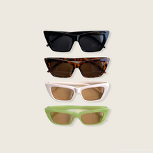 Load image into Gallery viewer, CARLA Sunnies - shopsunniesmarket
